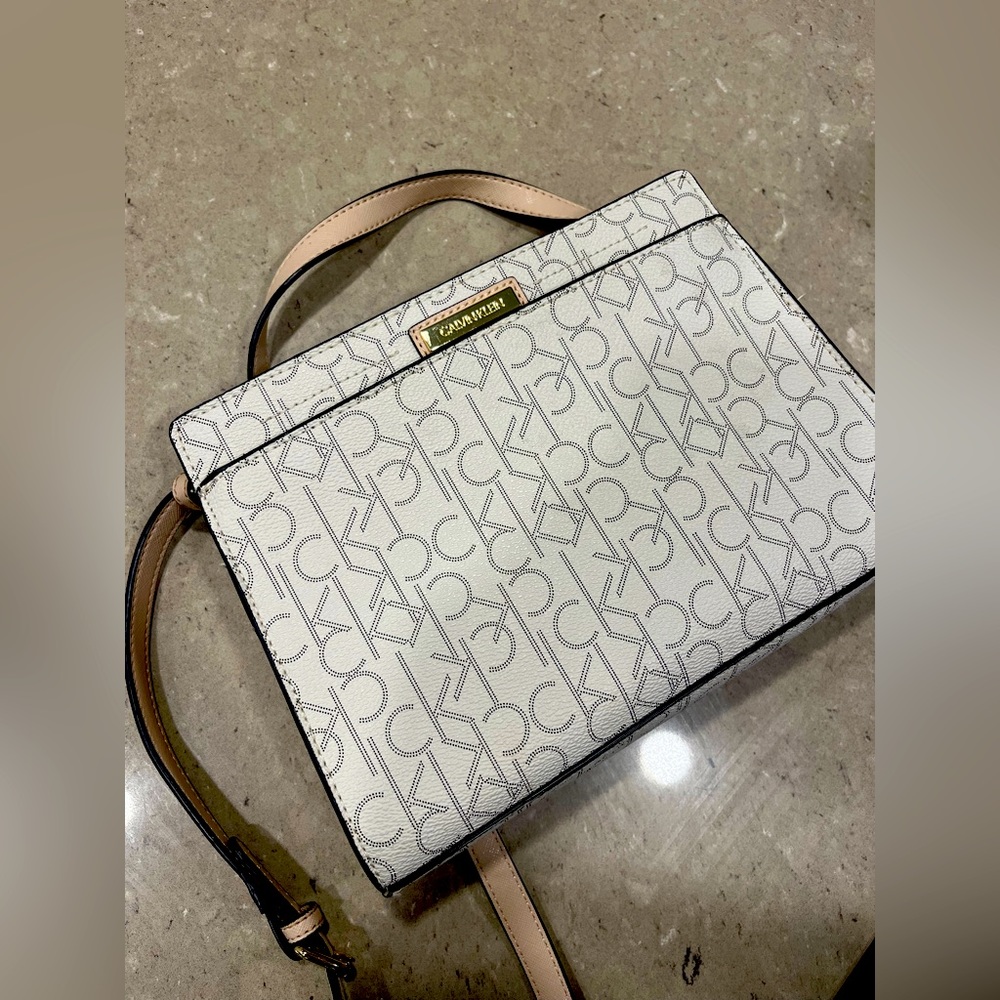 Calvin Klein Crossbody